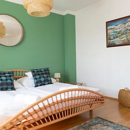Fiastyuk Udvarhaz B&B Csor