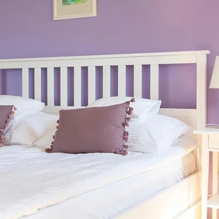 Bed and Breakfast Fiastyuk Udvarhaz 4*