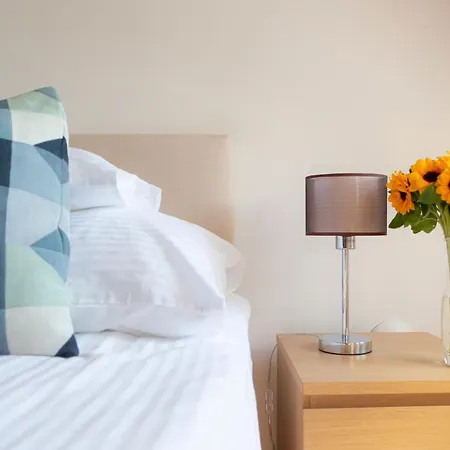 Fiastyuk Udvarhaz Bed and Breakfast 4*