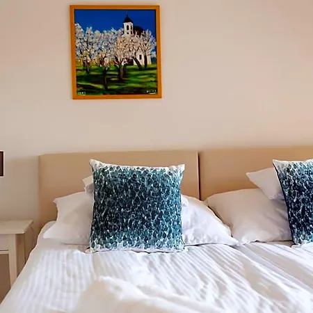 B&B Fiastyuk Udvarhaz 4*
