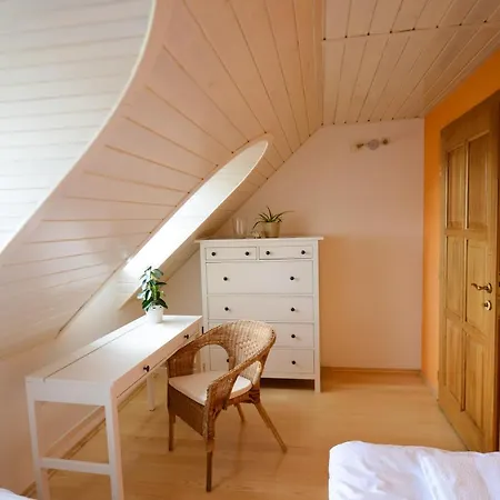 Bed and Breakfast Fiastyuk Udvarhaz 4*