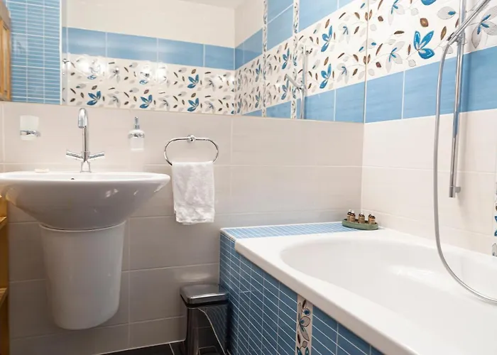 Bed & Breakfast Fiastyuk Udvarhaz