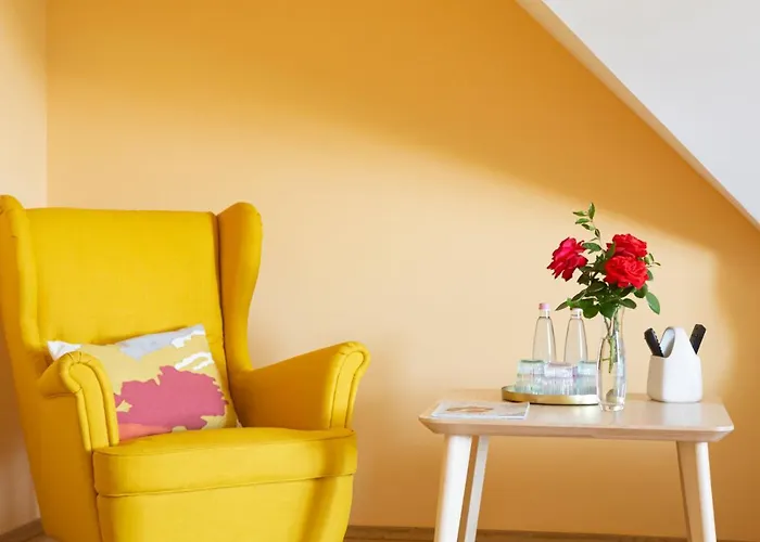 Fiastyuk Udvarhaz Bed & Breakfast